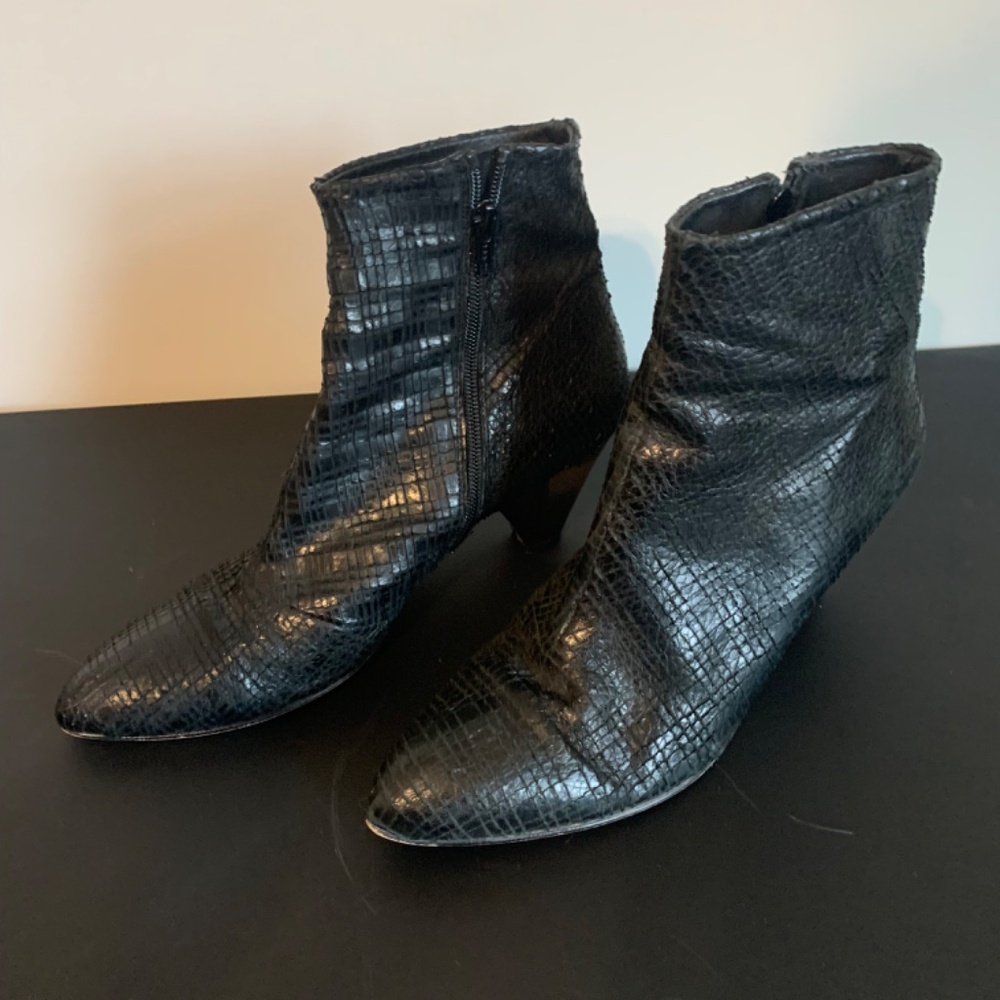 Free People Aspect 39 Statement Heel bootie black